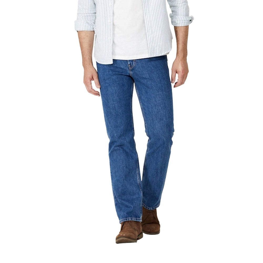 Front view of Levi's 516 Men's Straight Fit Jean in Stonewash