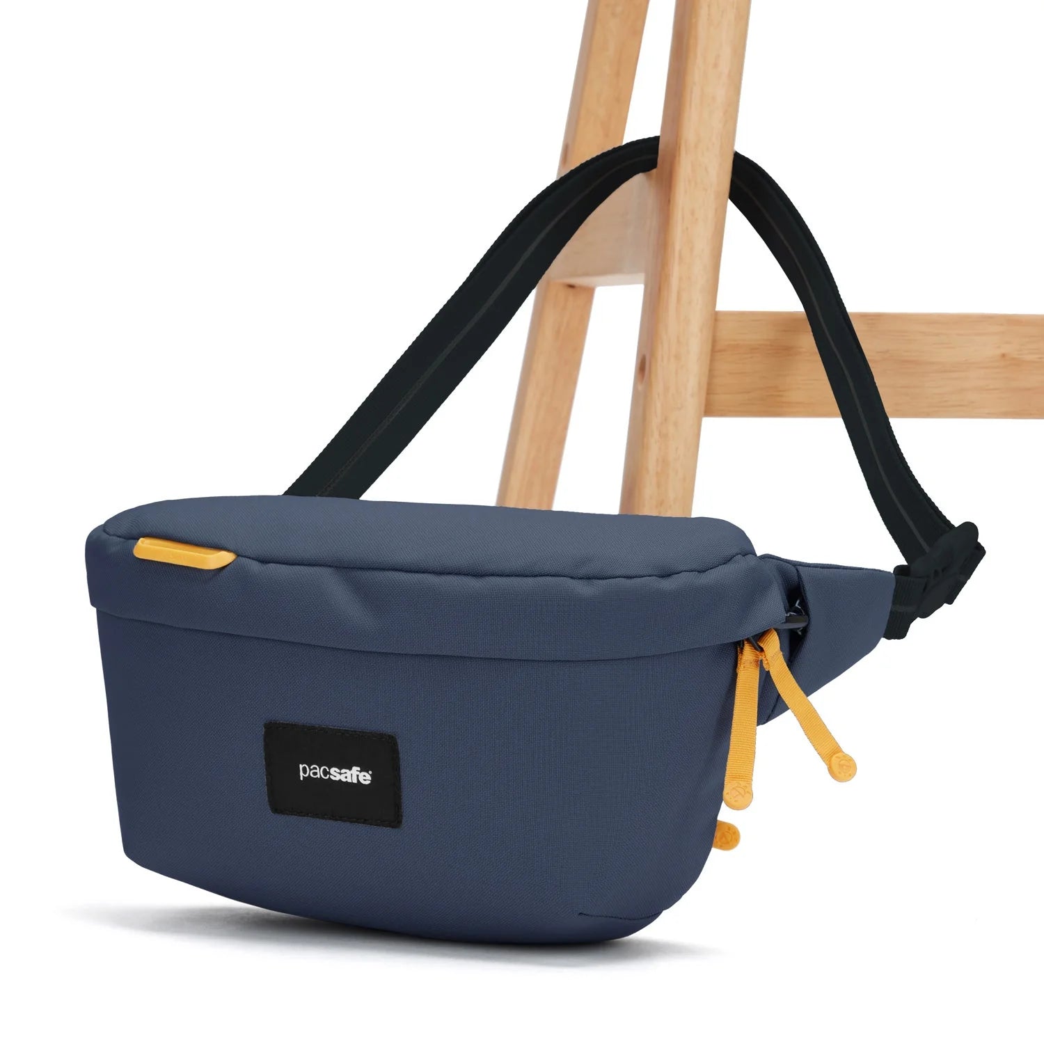 Pacsafe GO Sling Pack S25