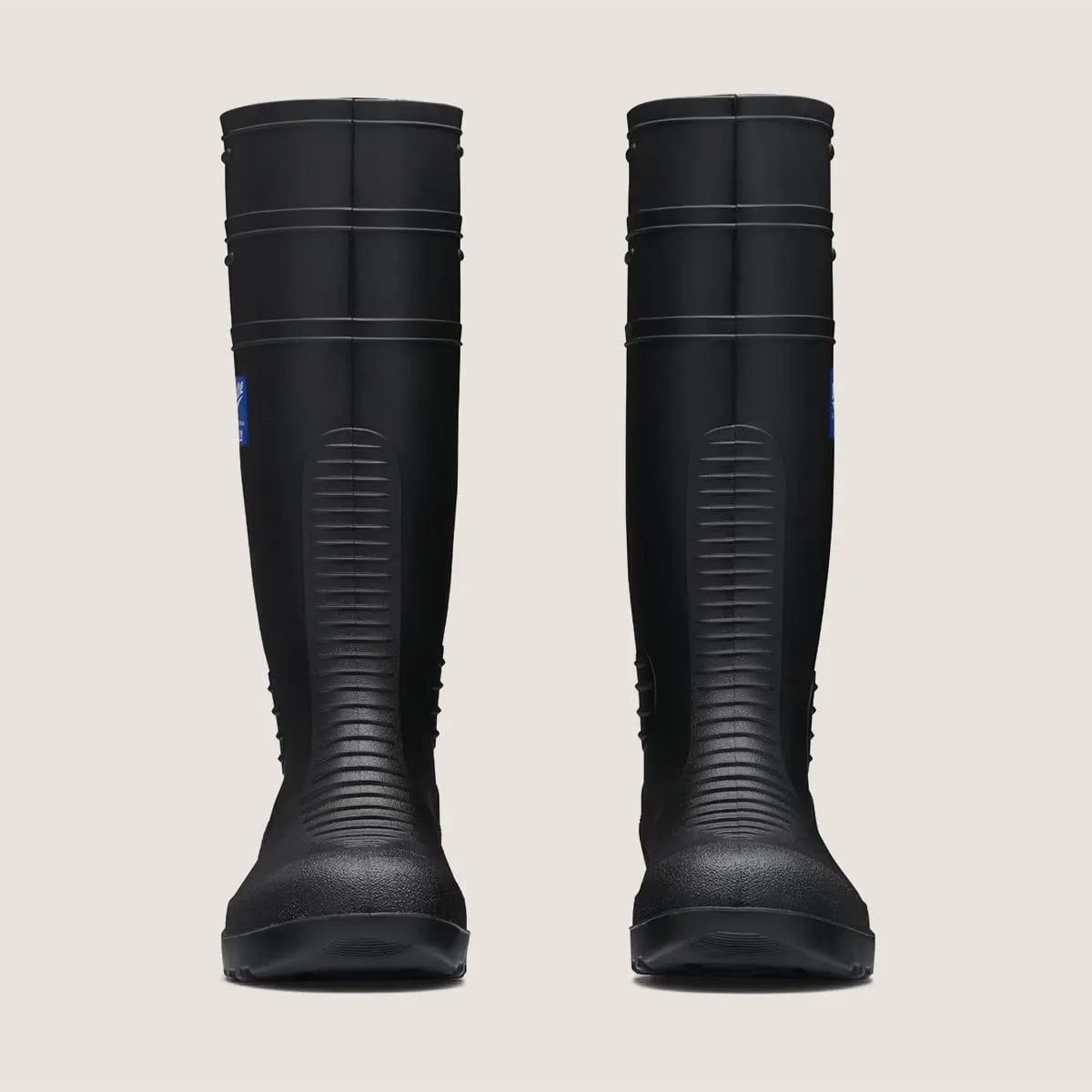 Front view of Blundstone 001 Work Gumboots