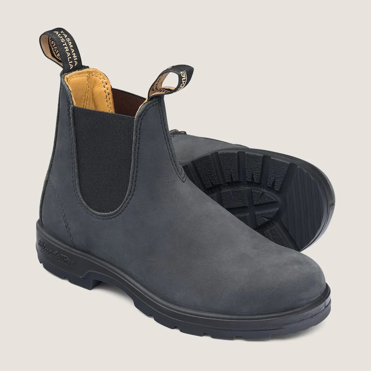 Blundstone 587 Urban Boots in Rustic Black
