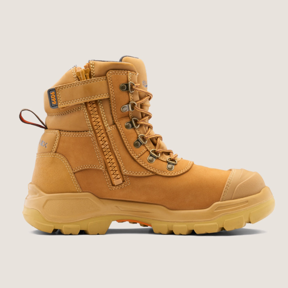 Zip side of Blundstone 9099 Boot