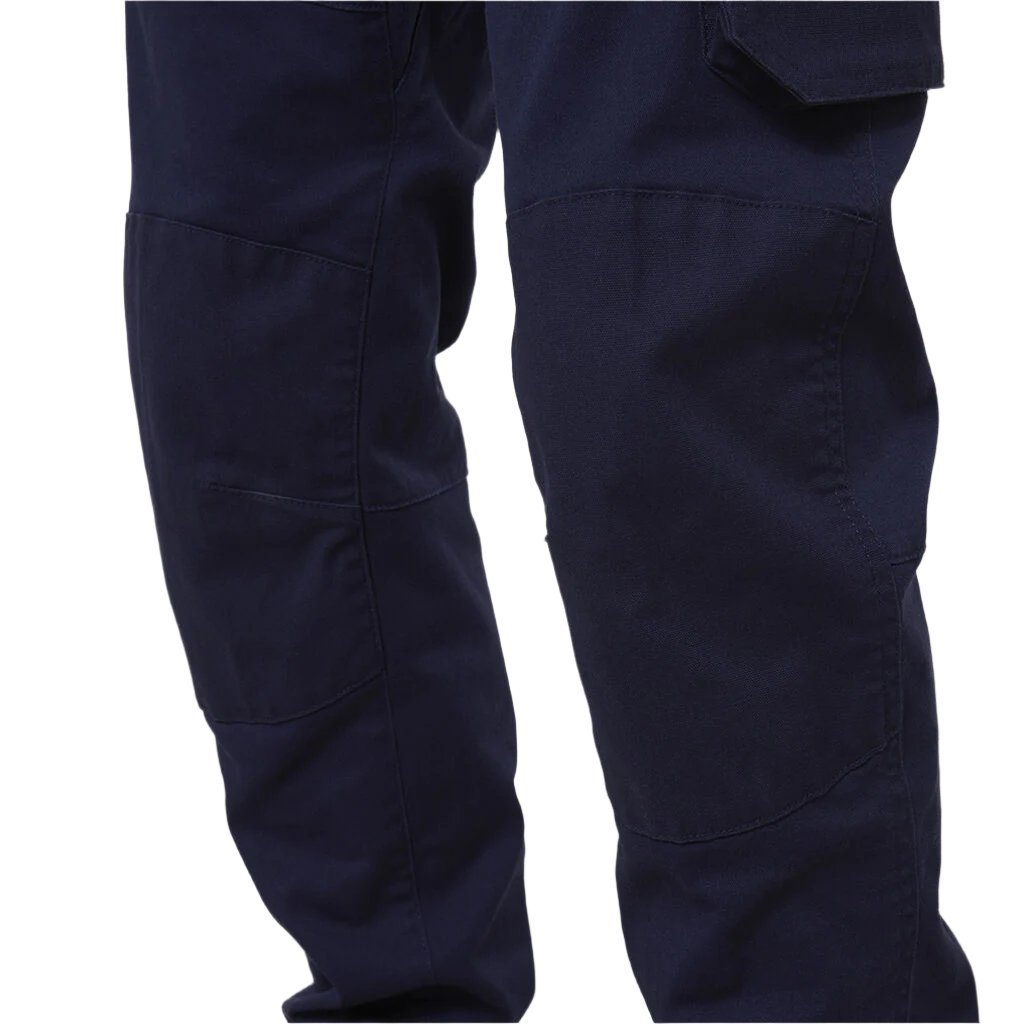 Close up of reinforced knees on Hard Yakka Toughmaxx Pants in Navy