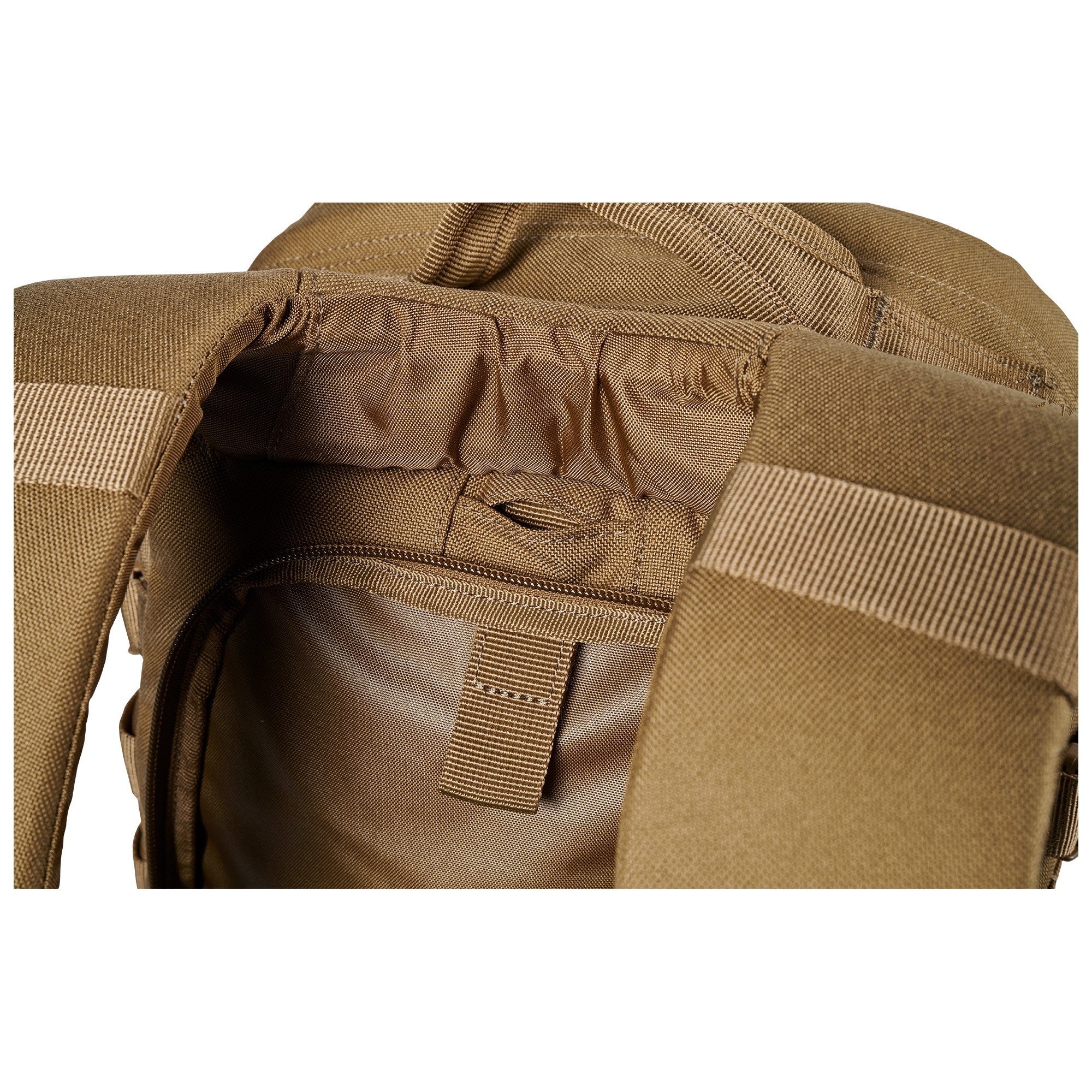 Close Up 5.11 Rush Harness