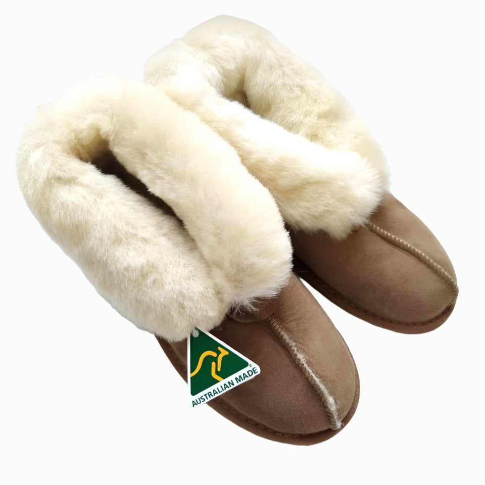 Merino Craft Ladies Slipper in Chestnut with White wool lining and Australian Made tag