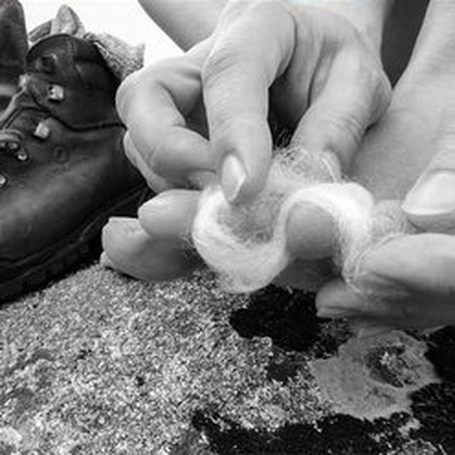 WonderWool being applied on feet