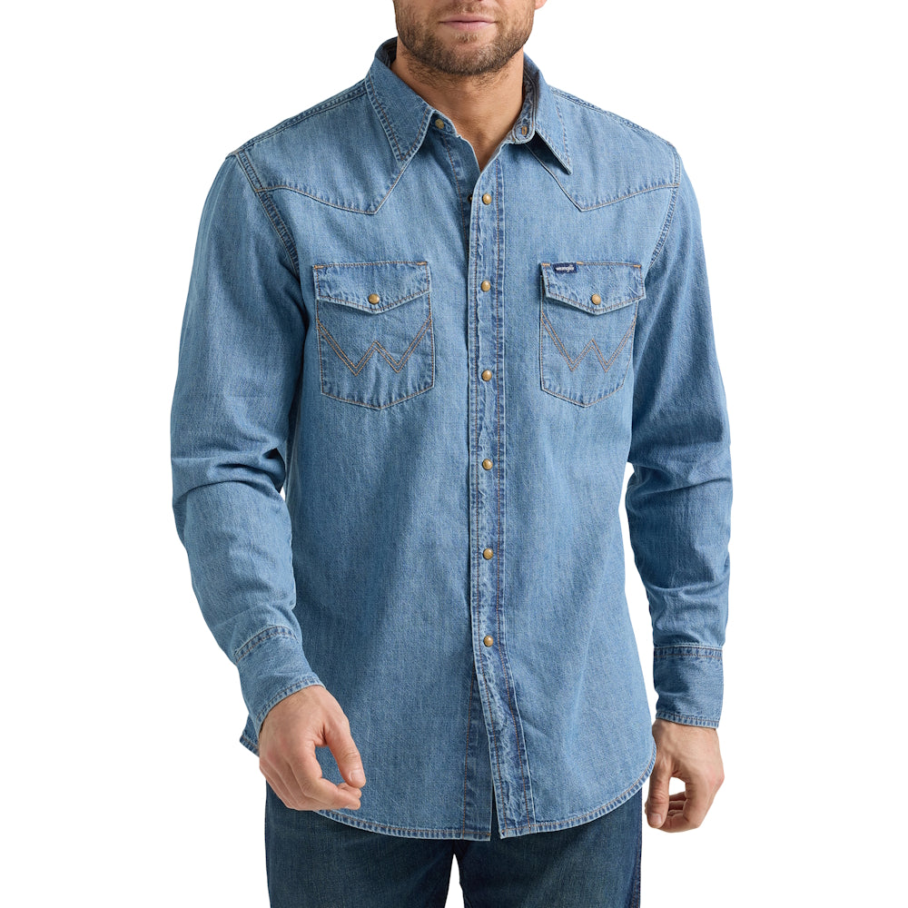 Wrangler® Mens Classic Fit Denim Shirt (Light Wash)