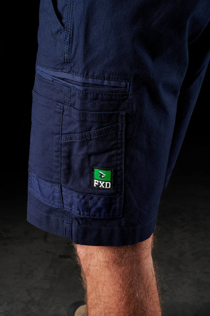 Close up of side pocket on Navy FXD WS-3 Men's Stretch Work Shorts