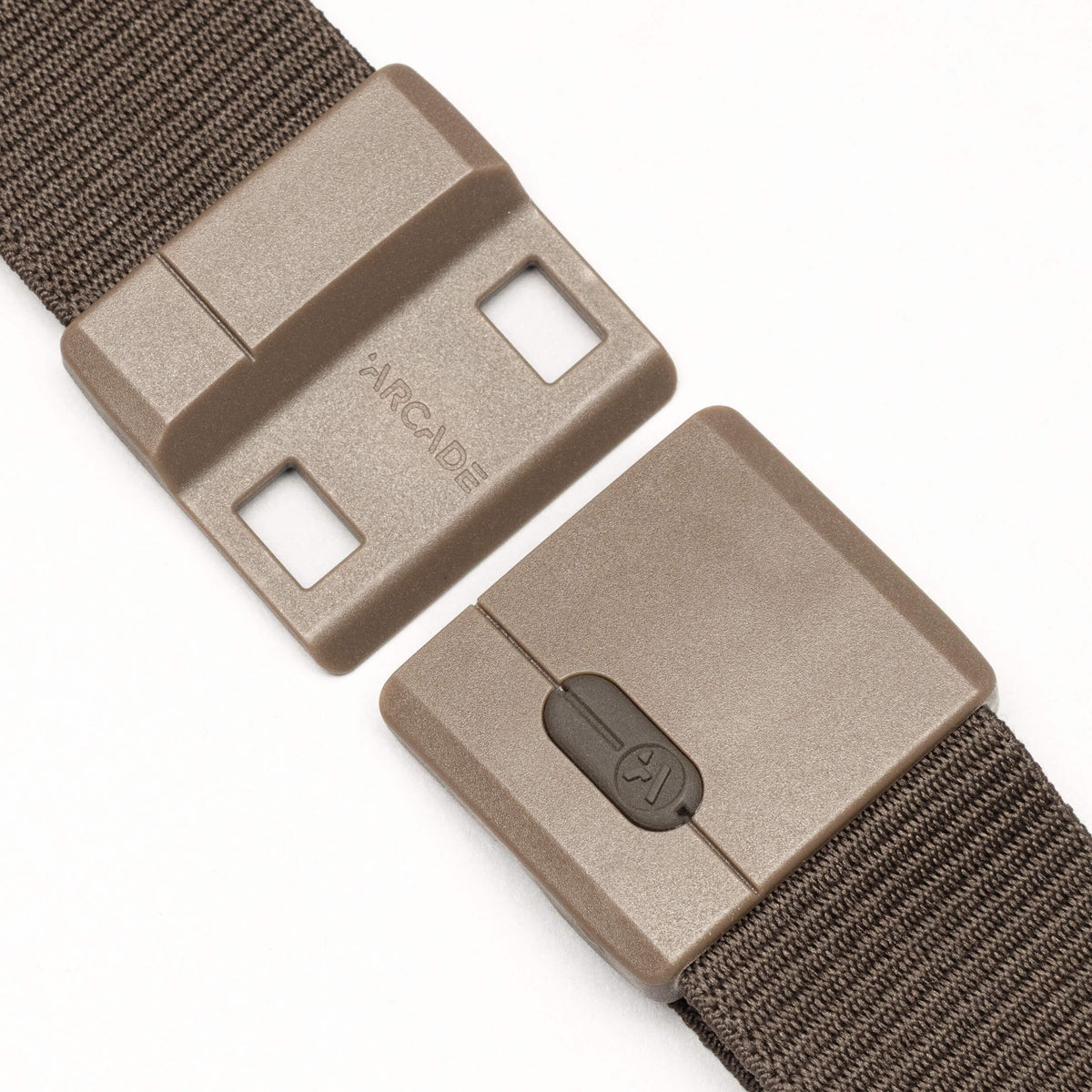Arcade Aero Mag Belt