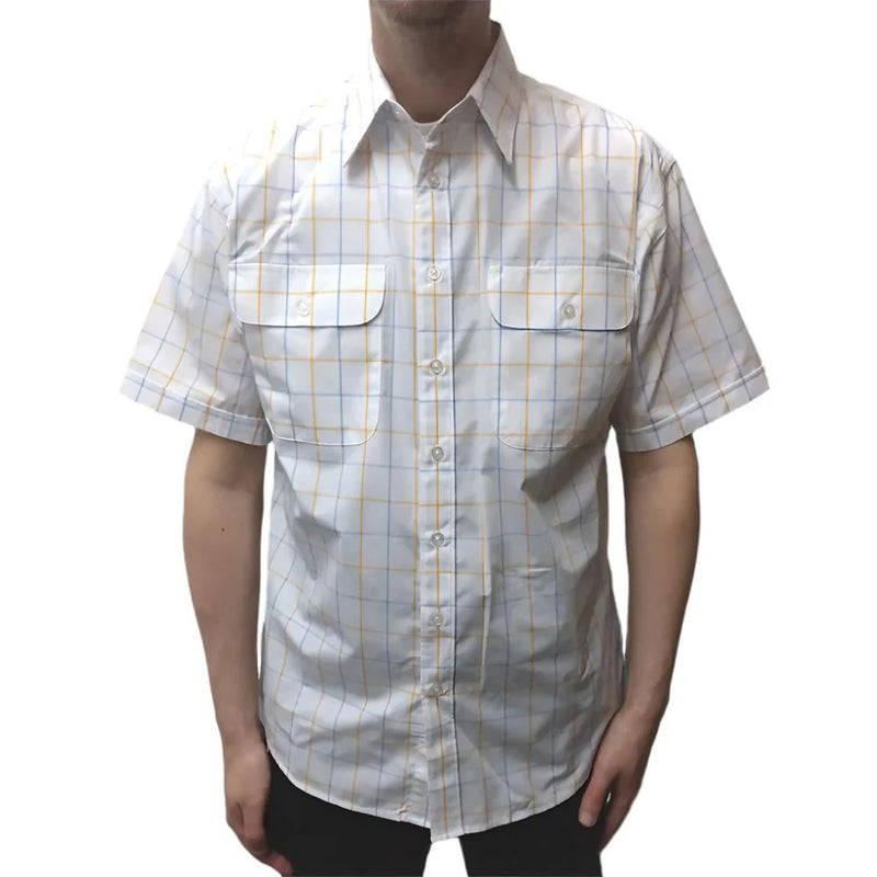 Model wearing White Bisley Mens Short Sleeve Large Check Shirt