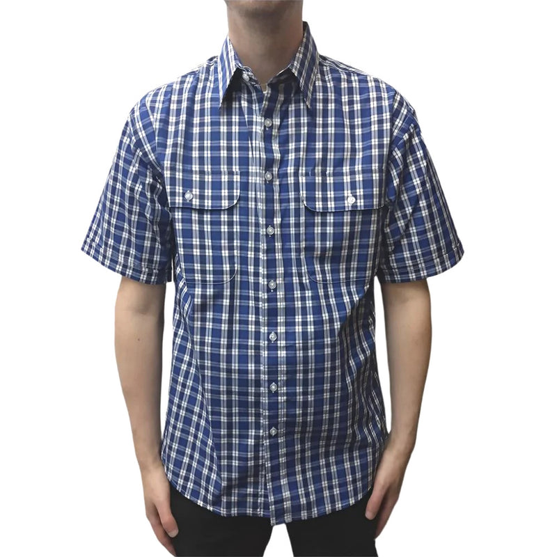 Model wearing Bisley Mens Short Sleeve Medium Check Shirt in Blue