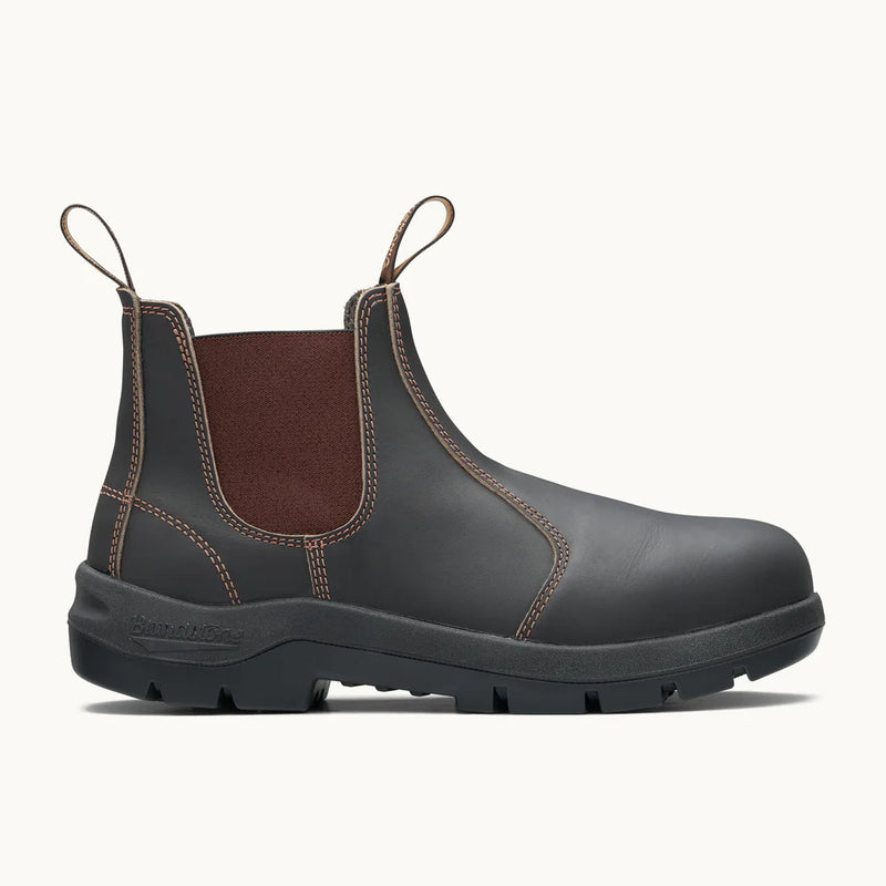 Side of Blundstone 700 work boot