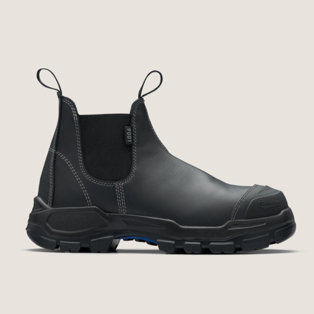 Side of 9001 black Blundstone boot