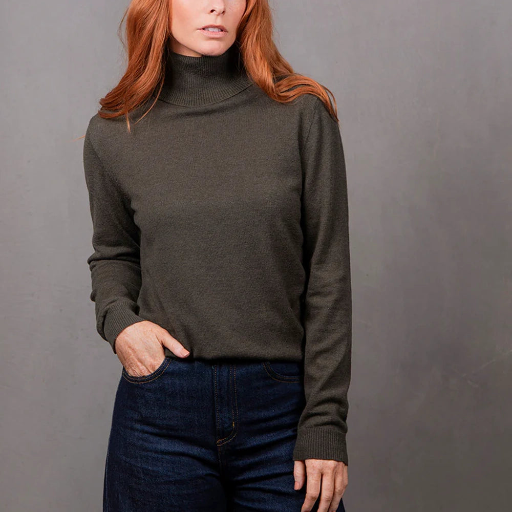 Bridge & Lord Womens Rosie Roll Neck Pullover