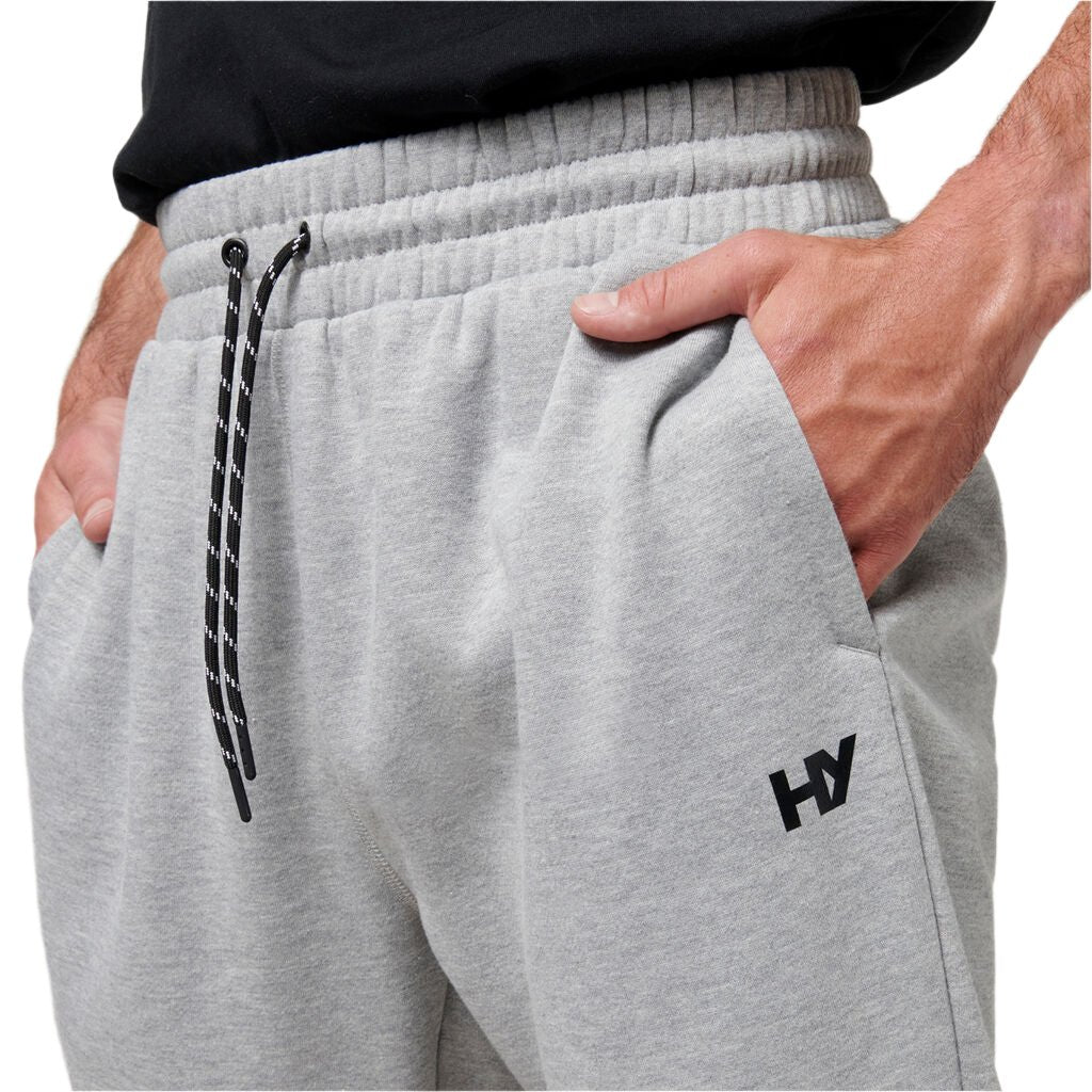 Close up of hands in Hard Yakka Mens Xtreme Jogger Trackpants pockets