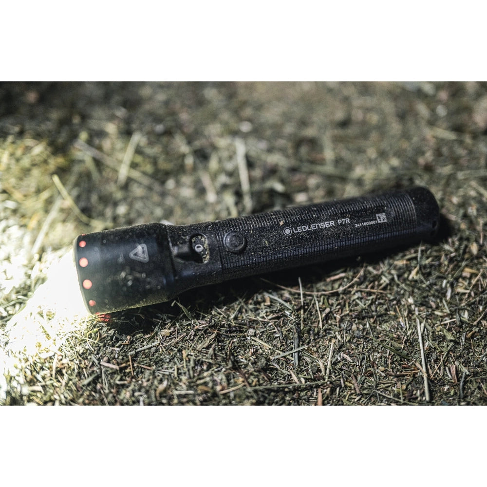 Ledlenser P7R Flashlight 2000lm 320m 80h Rechargeable IP68
