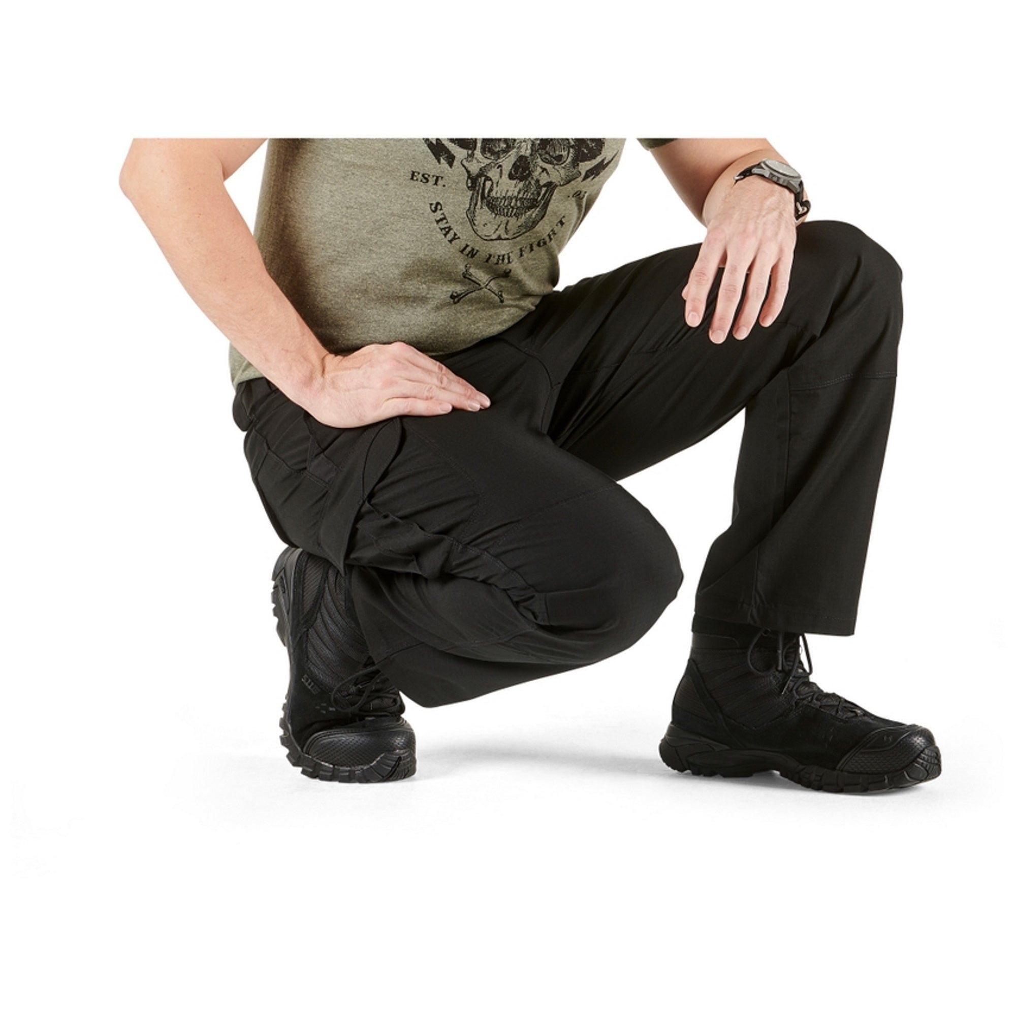 5.11 Stryke Pants Black Crouched