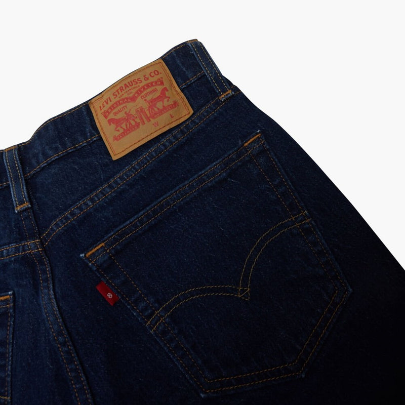 Close up of back pocket on Levi's 516 Men's Straight Fit Jeans in Ready Rinse